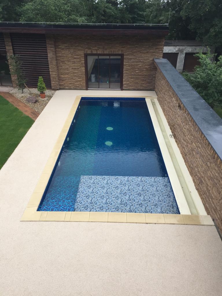 Bazénová realizace