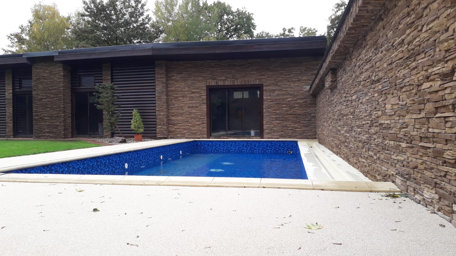 Bazénová realizace